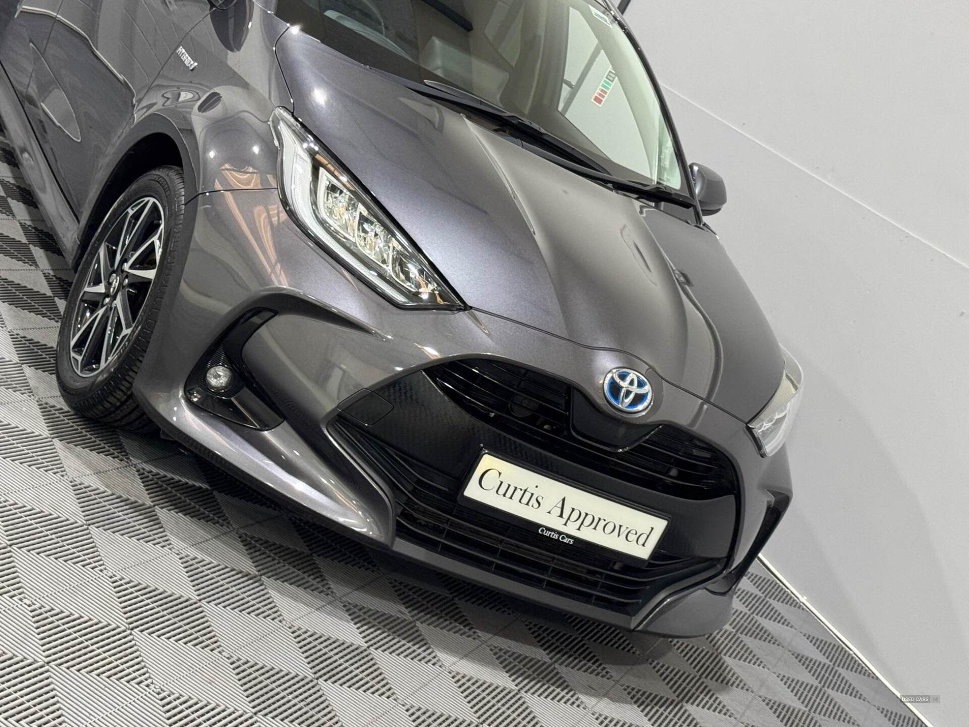 Jul 2021 Toyota Yaris 1.5 Hybrid Design 5dr CVT