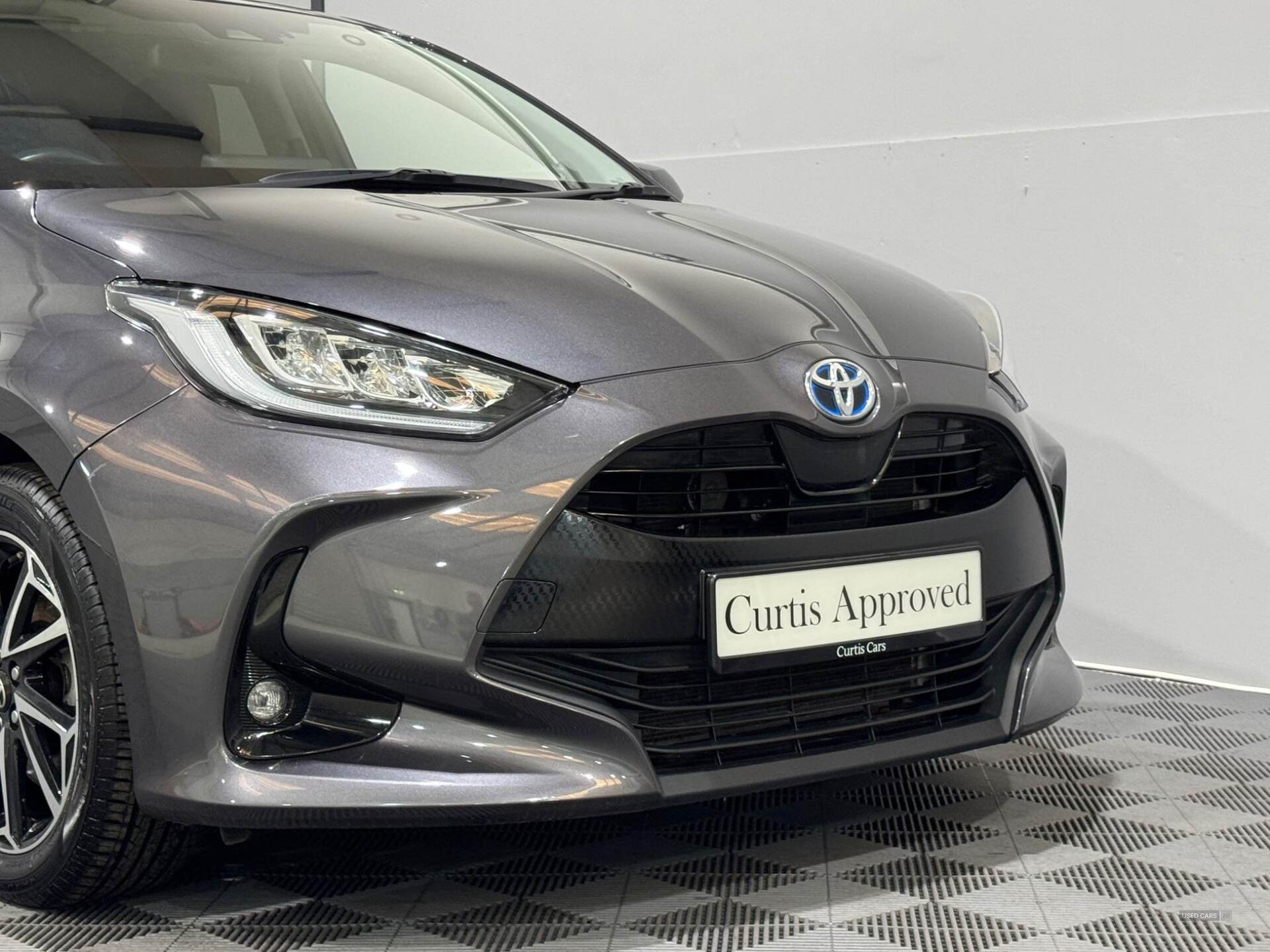 Jul 2021 Toyota Yaris 1.5 Hybrid Design 5dr CVT