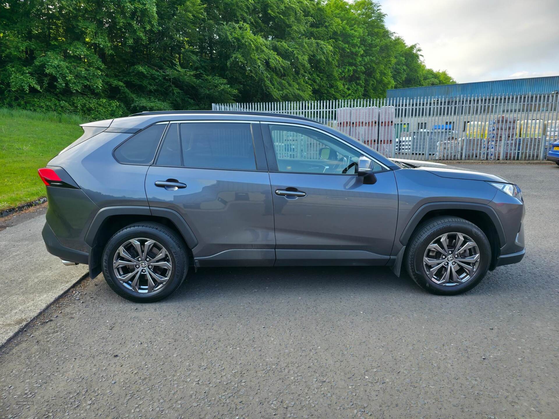  2022 Toyota RAV4 2.5 VVT-h Design CVT Euro 6 (s/s) 5dr