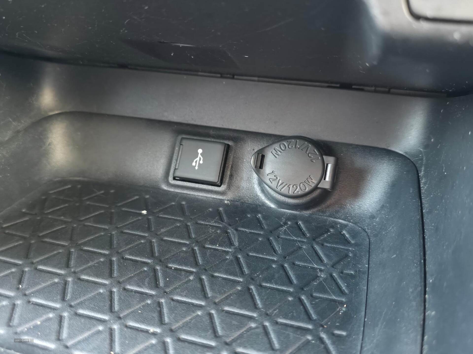  2022 Toyota RAV4 2.5 VVT-h Design CVT Euro 6 (s/s) 5dr