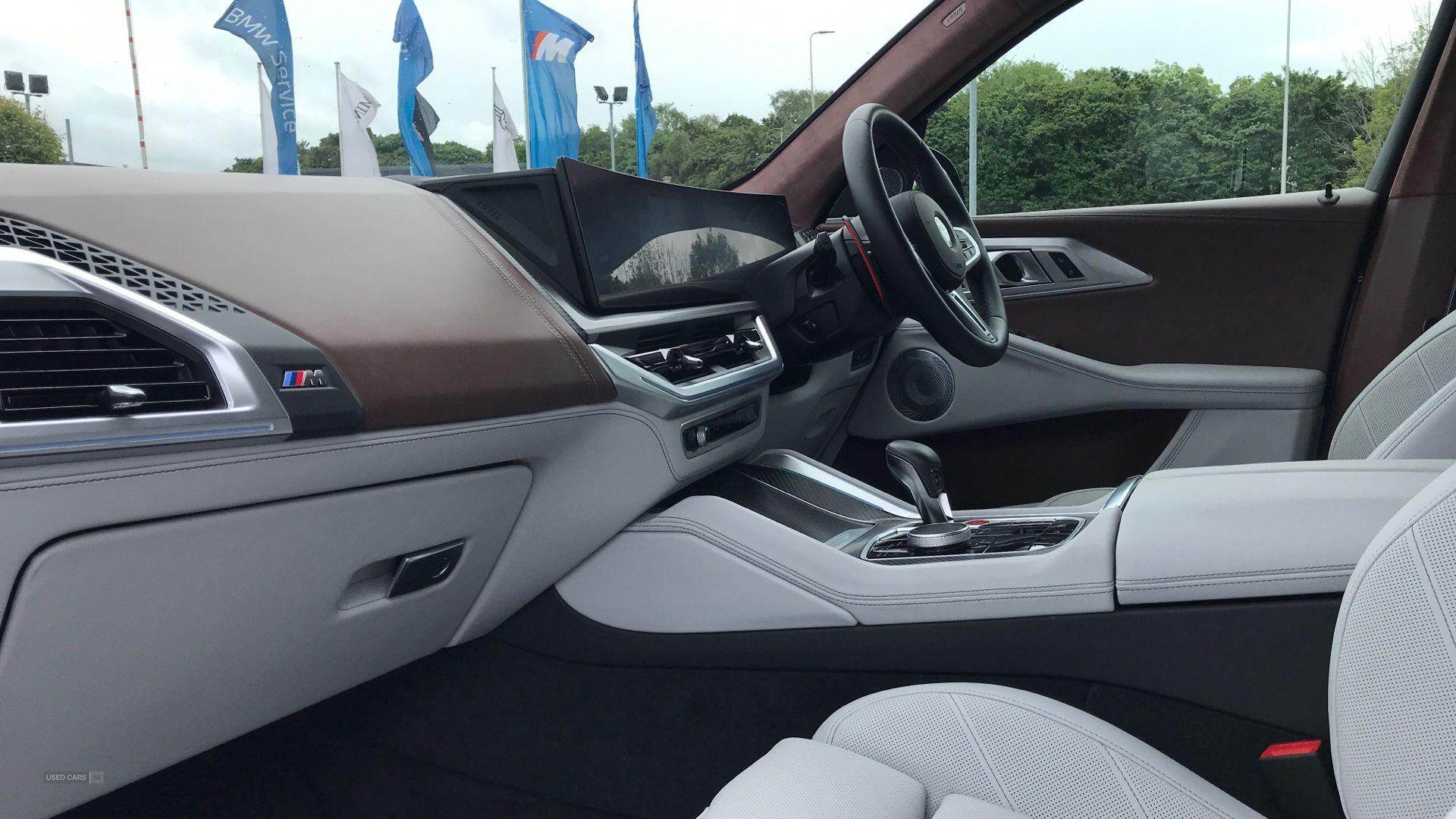  2025 BMW  XM XM 50e