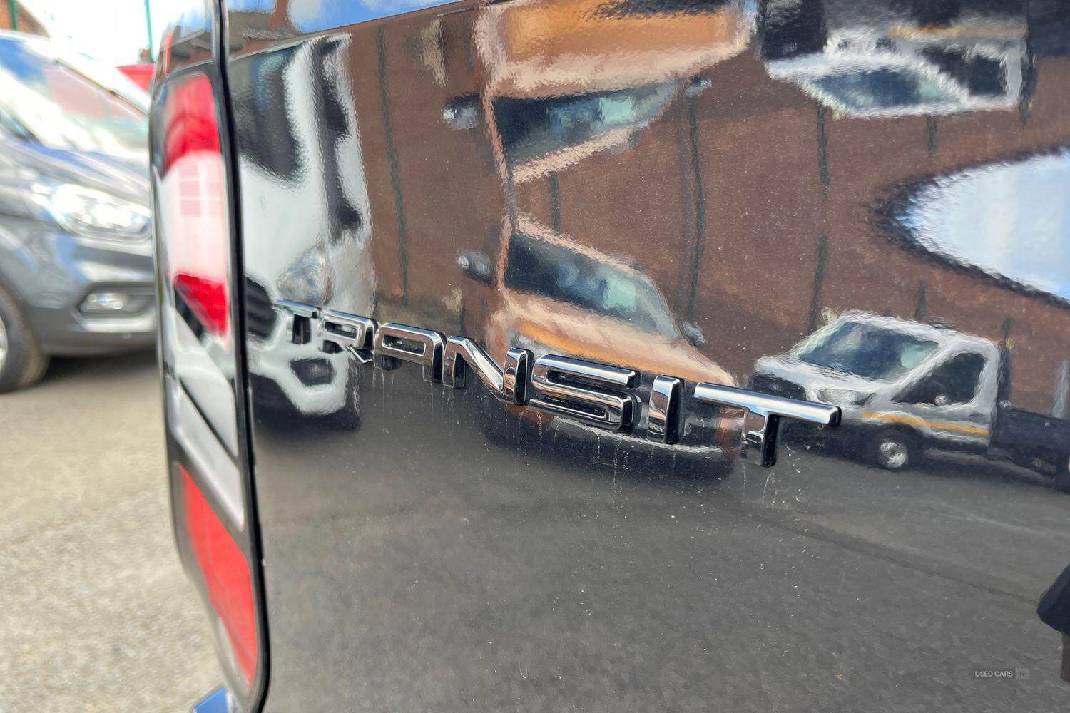 Oct 2024 Ford Transit Custom 2.0 EcoBlue 136ps H1 Van Limited Auto