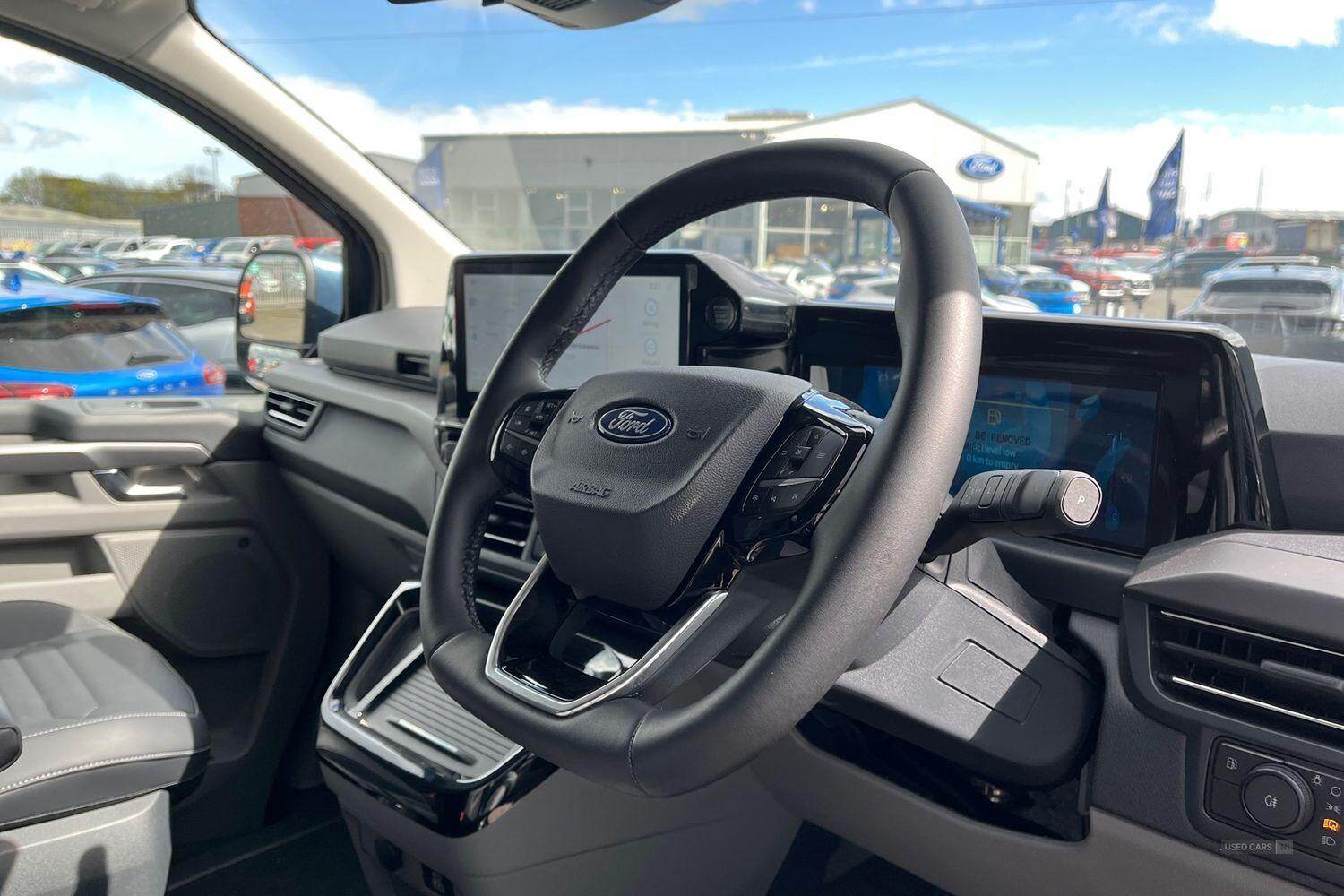 Jan 2025 Ford Tourneo Custom 2.5 PHEV 232ps H1 Titanium X 8 seater Auto