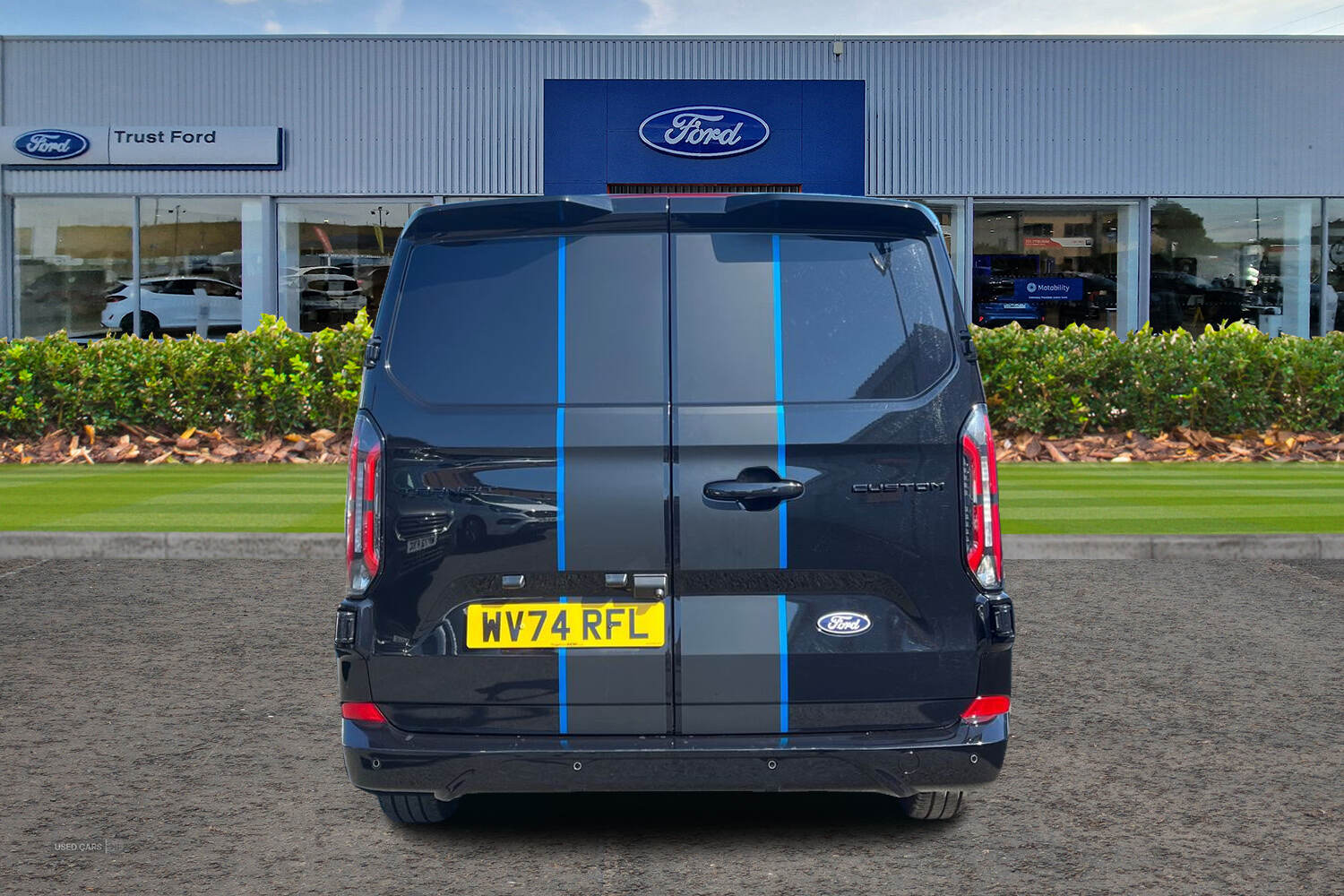 Sep 2024 Ford Transit Custom 2.0 EcoBlue 170ps H1 Van Sport Auto