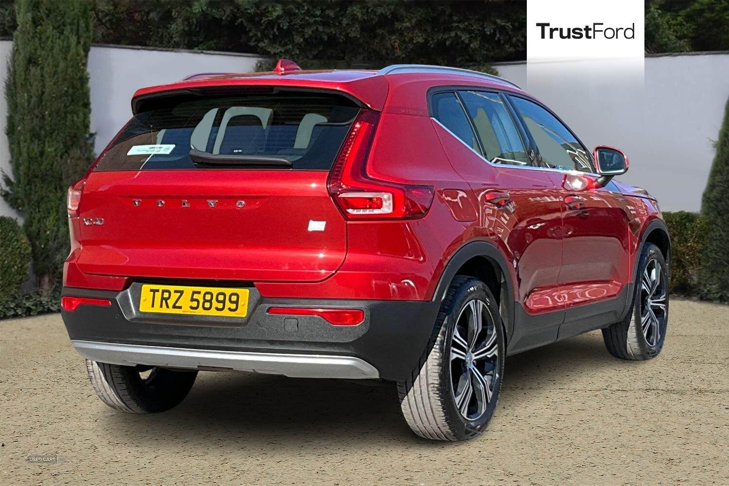 Apr 2022 Volvo XC40 1.5 T5 Recharge PHEV Inscription Pro 5dr Auto