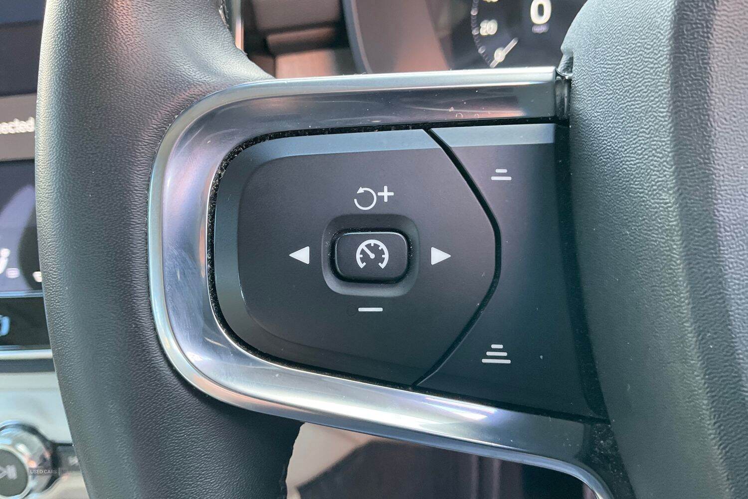 Apr 2022 Volvo XC40 1.5 T5 Recharge PHEV Inscription Pro 5dr Auto