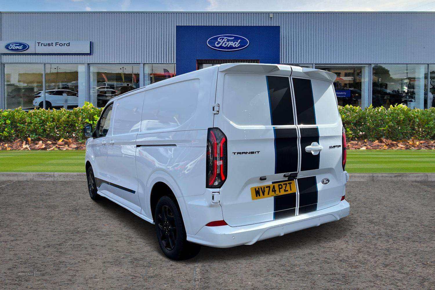 Sep 2024 Ford Transit Custom 2.0 EcoBlue 170ps H1 Van Sport Auto