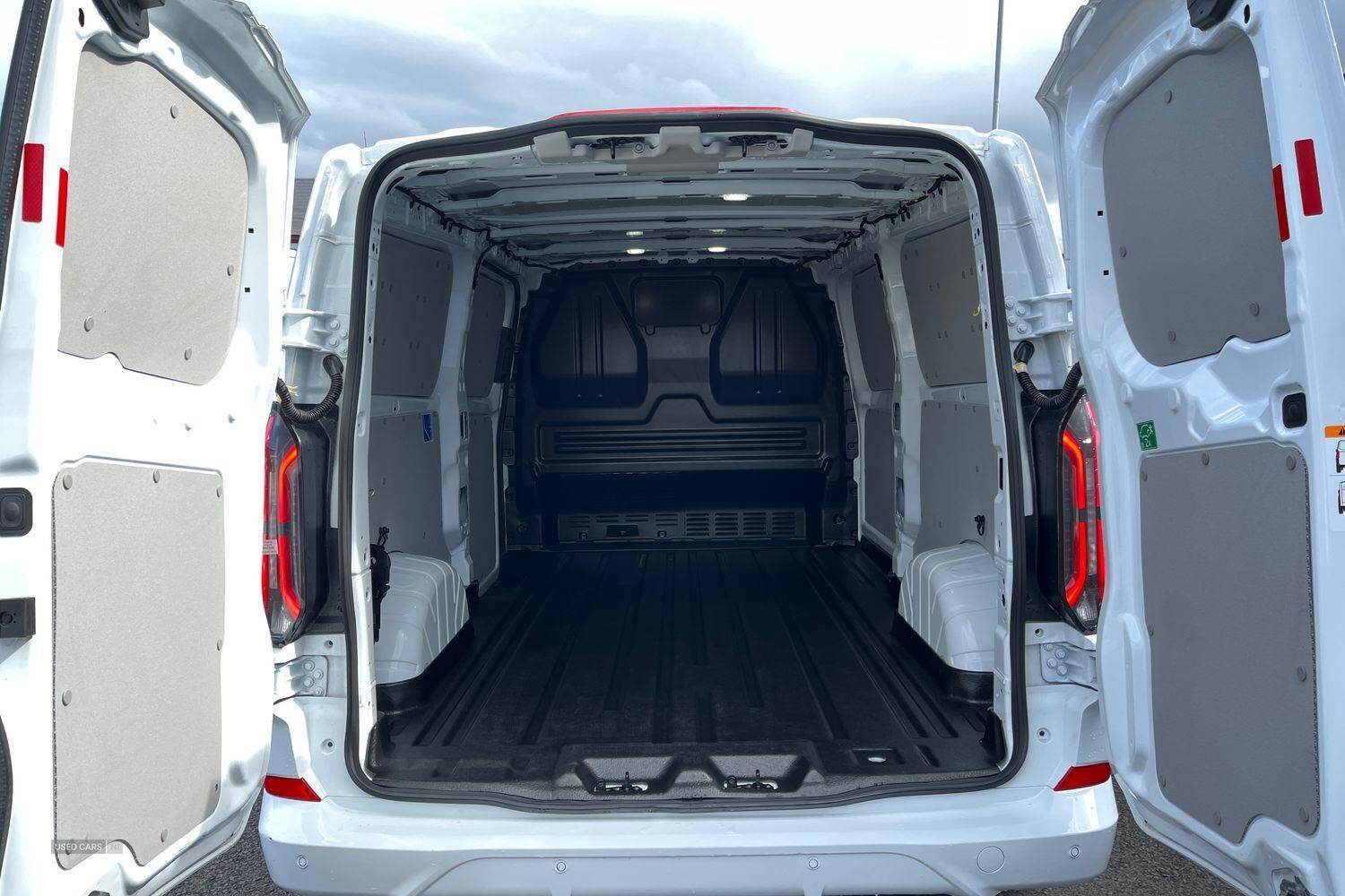 Sep 2024 Ford Transit Custom 2.0 EcoBlue 170ps H1 Van Sport Auto