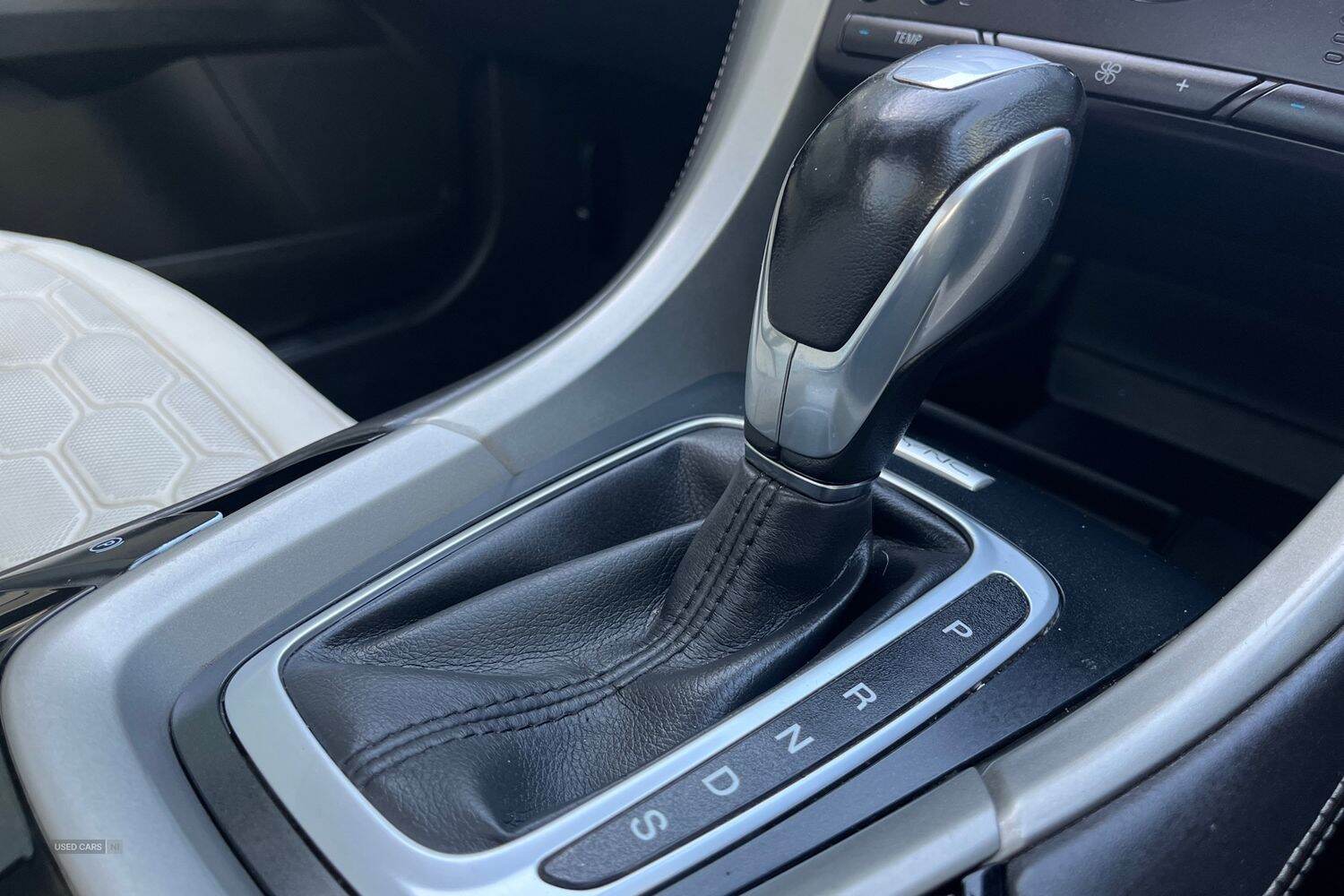 Feb 2018 Ford Mondeo Vignale 2.0 TDCi 180 5dr Powershift