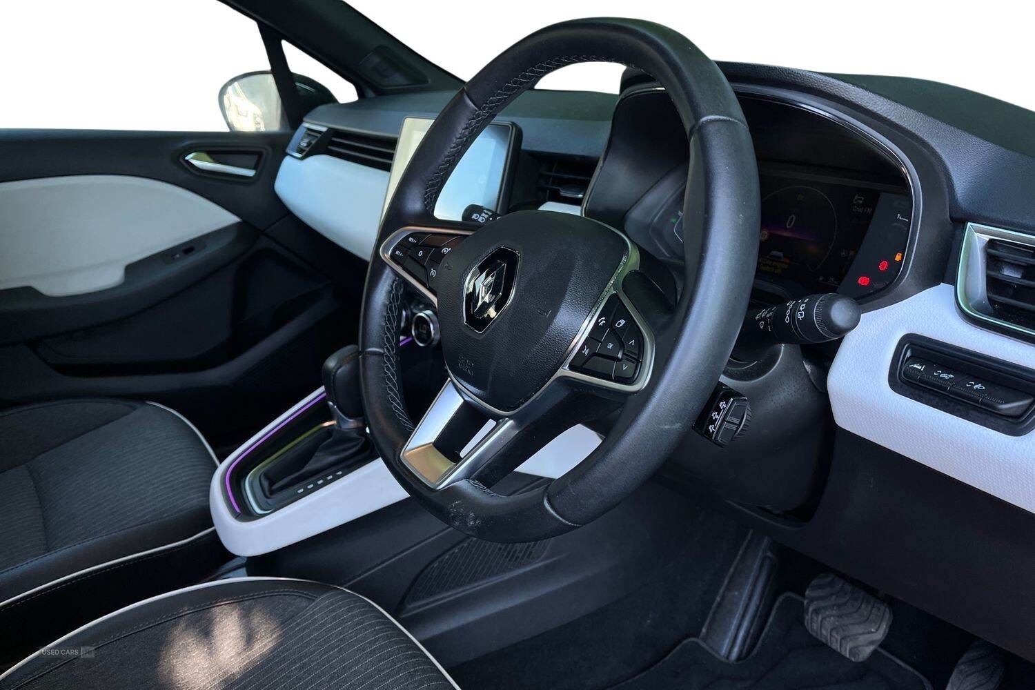 Nov 2022 Renault Clio 1.6 E-TECH full hybrid 145 Techno 5dr Auto