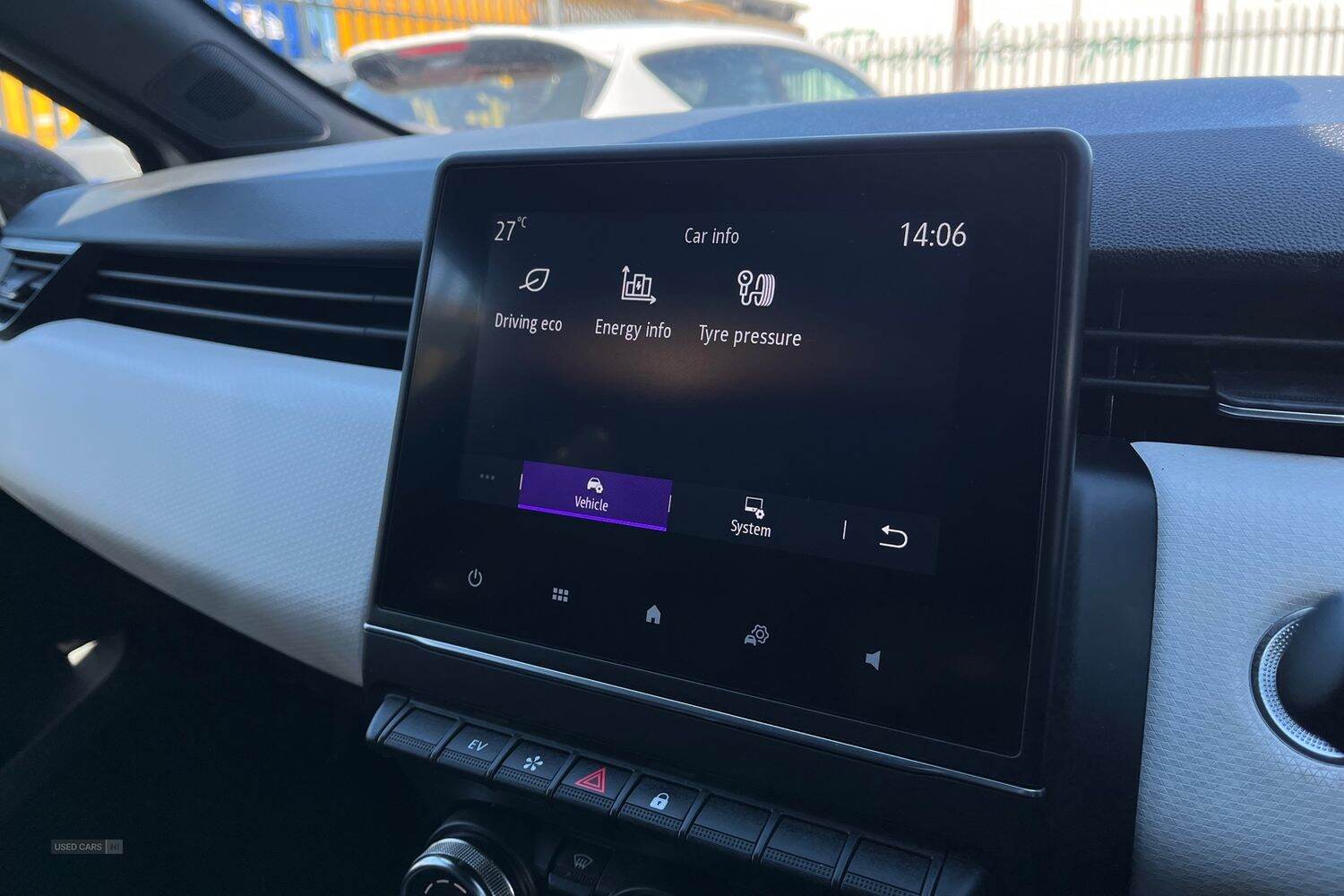 Nov 2022 Renault Clio 1.6 E-TECH full hybrid 145 Techno 5dr Auto