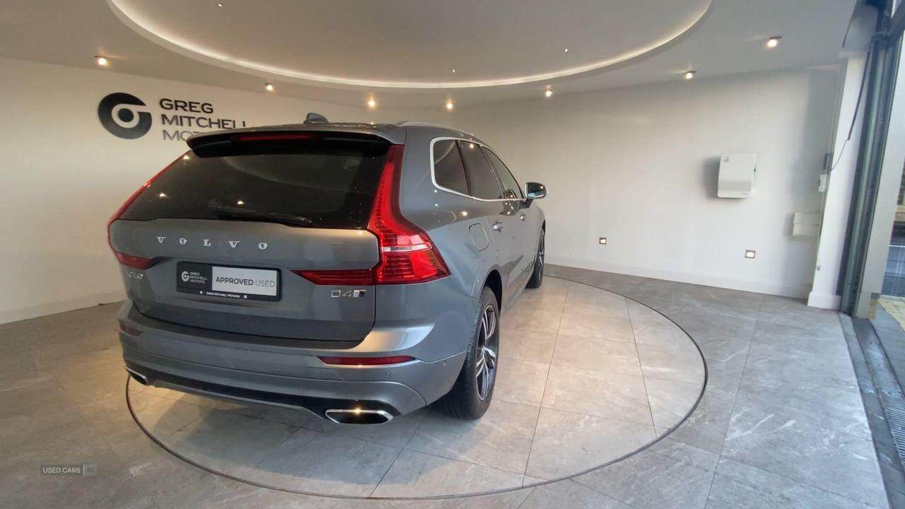 Oct 2018 Volvo XC60 2.0 D4 R DESIGN 5dr AWD Geartronic