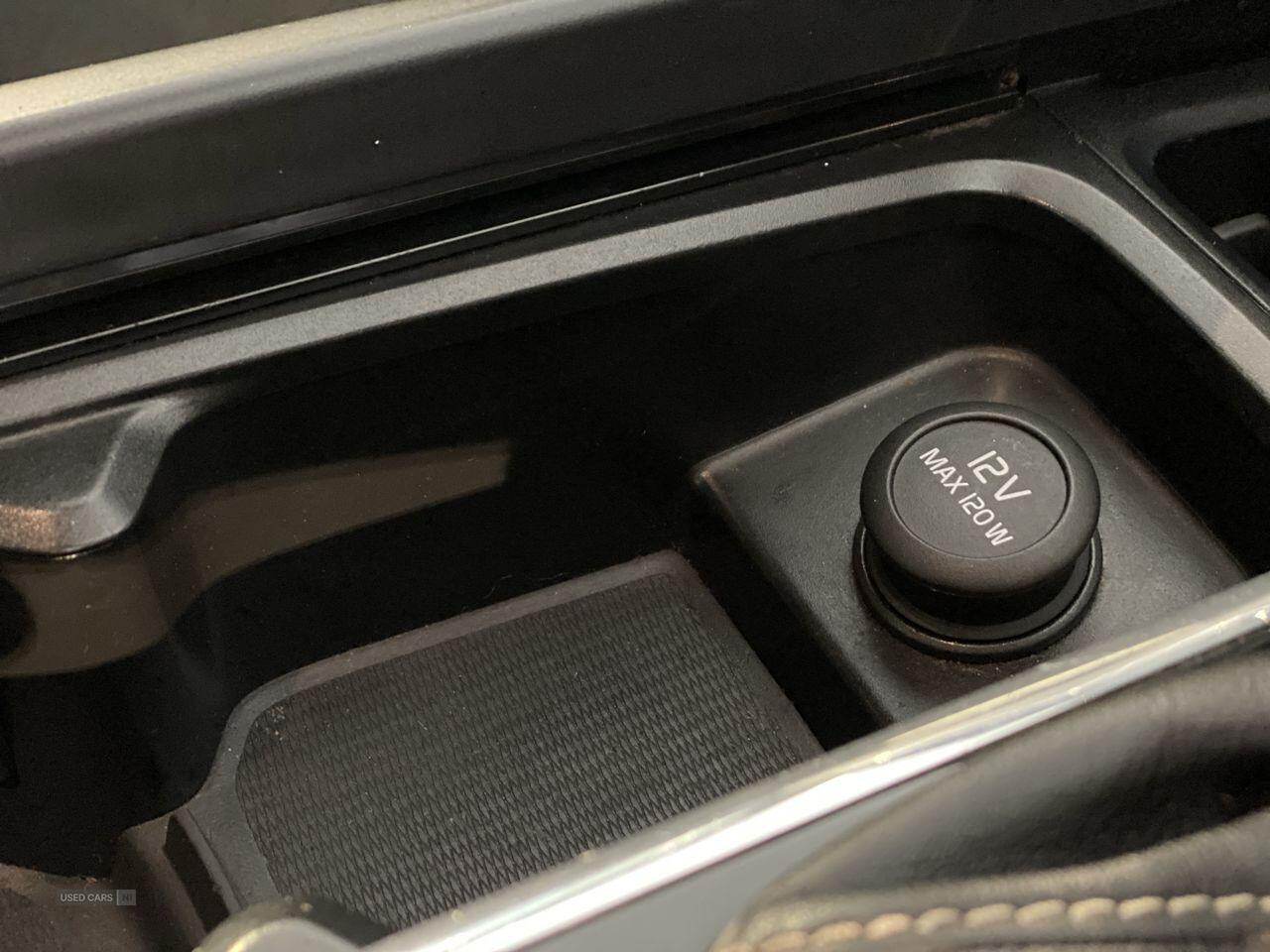 Oct 2018 Volvo XC60 2.0 D4 R DESIGN 5dr AWD Geartronic