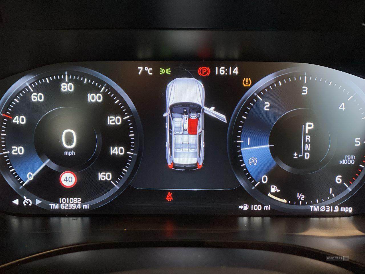 Oct 2018 Volvo XC60 2.0 D4 R DESIGN 5dr AWD Geartronic