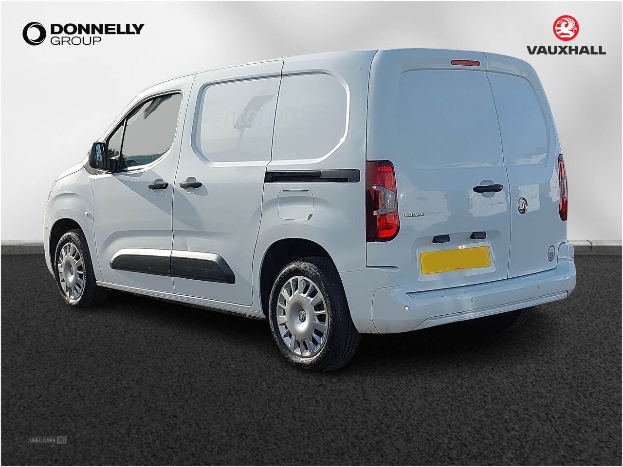 May 2022 Vauxhall Combo 2300 1.5 Turbo D 100ps H1 Sportive Van [6 Speed]