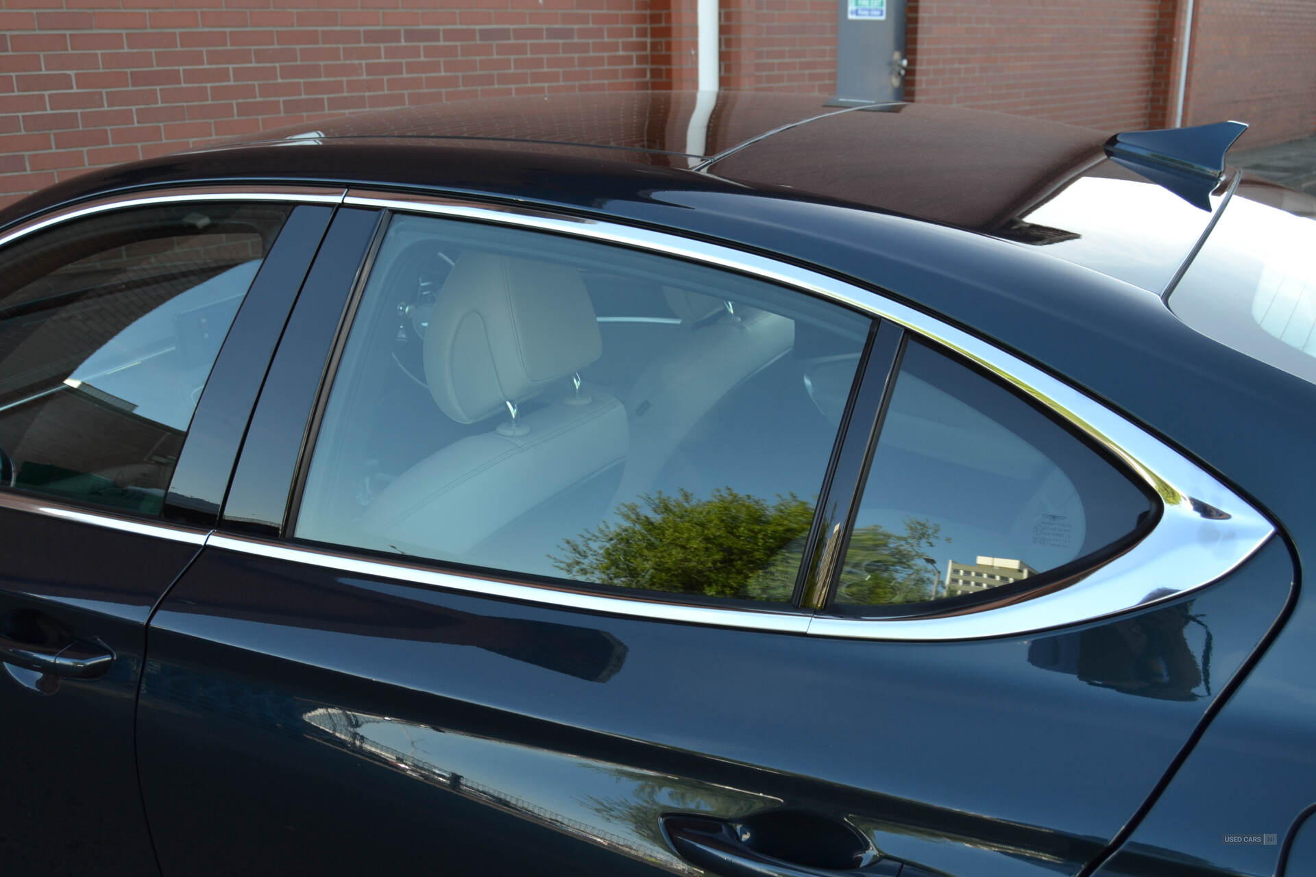 Oct 2022 Genesis G70 2.2D Premium Line 4dr Auto