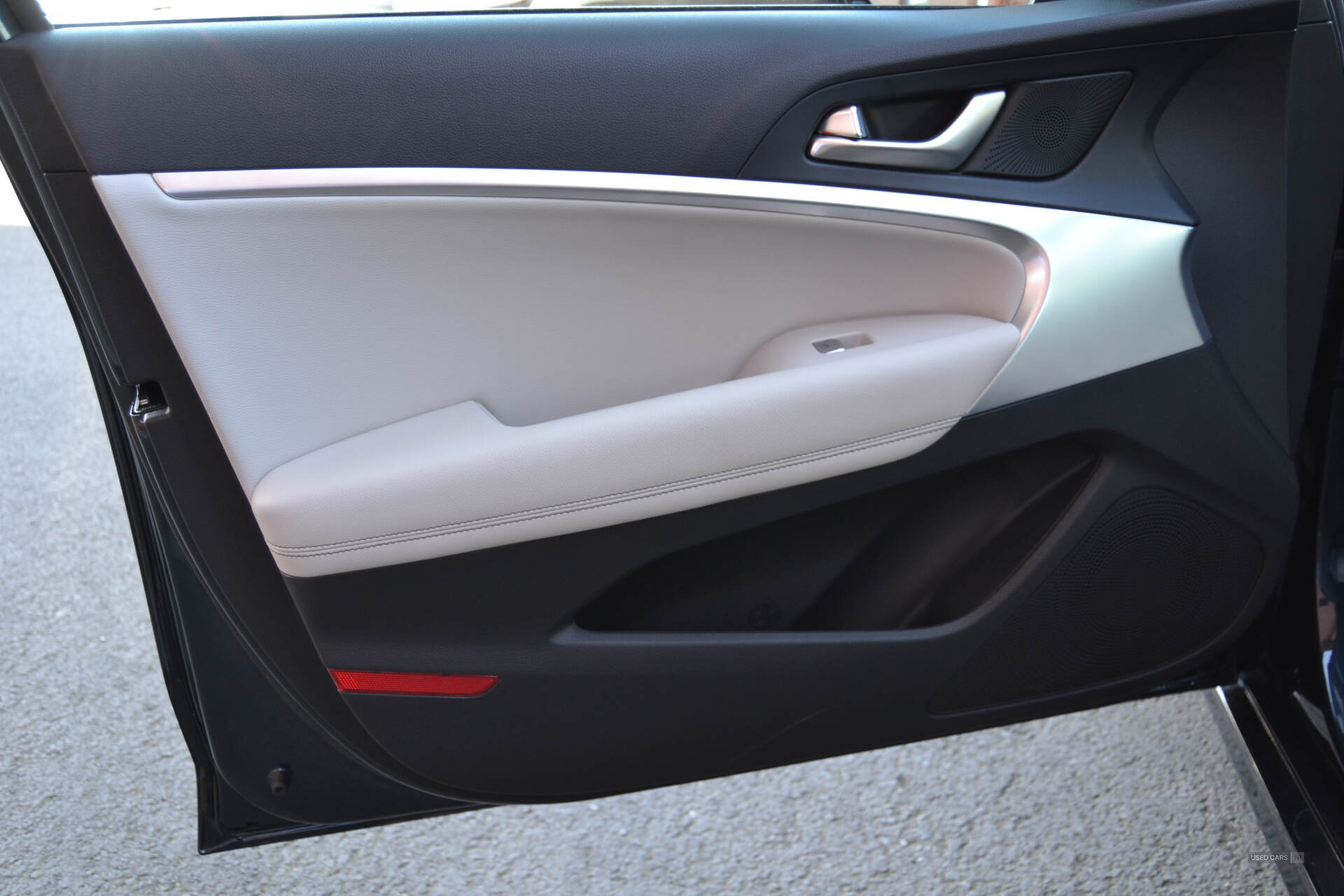 Oct 2022 Genesis G70 2.2D Premium Line 4dr Auto