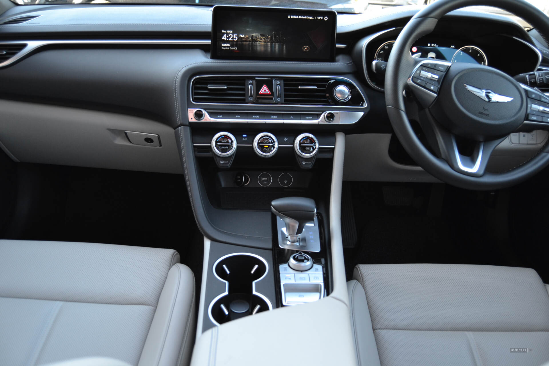 Oct 2022 Genesis G70 2.2D Premium Line 4dr Auto