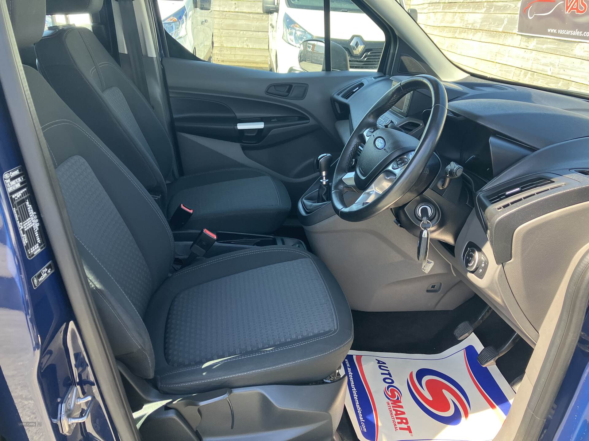 Ford Grand Tourneo Connect DIESEL ESTATE in Down