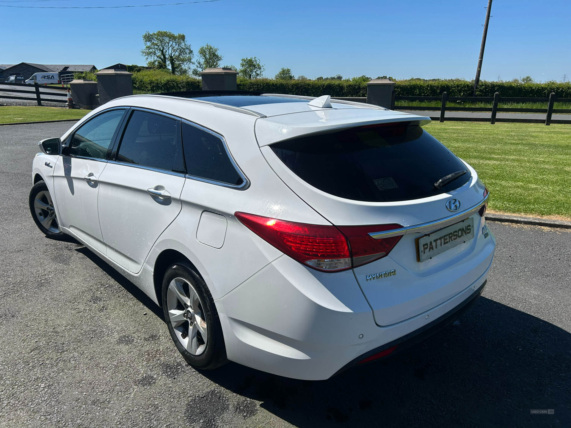 Hyundai i40 DIESEL TOURER in Armagh