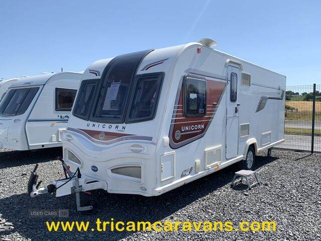 2014 Bailey Unicorn Vigo Transverse Island Bed