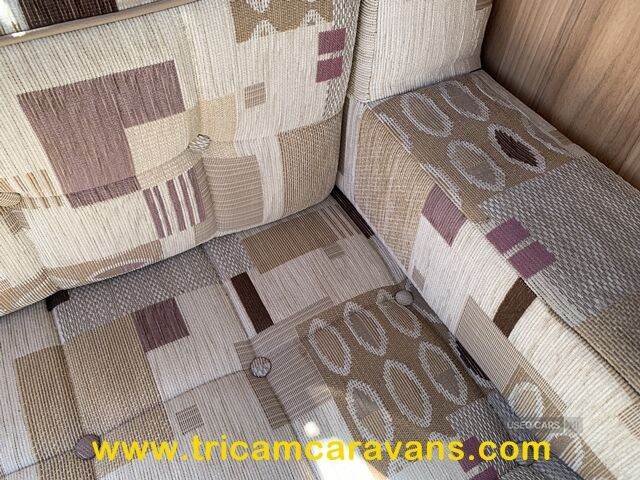 2014 Bailey Unicorn Vigo Transverse Island Bed