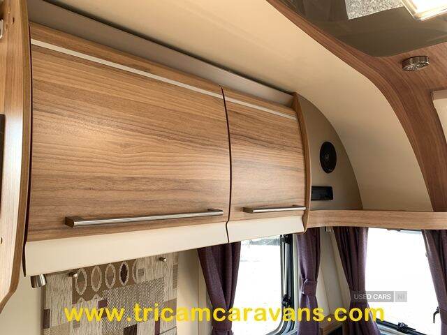 2014 Bailey Unicorn Vigo Transverse Island Bed