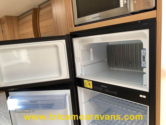 2014 Bailey Unicorn Vigo Transverse Island Bed