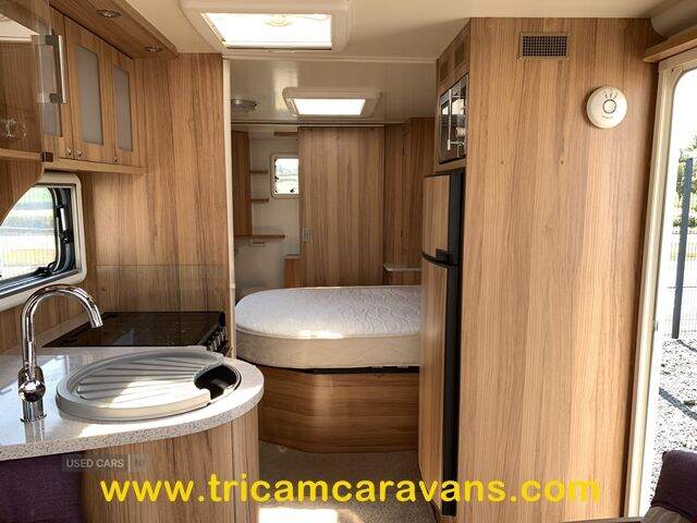 2014 Bailey Unicorn Vigo Transverse Island Bed