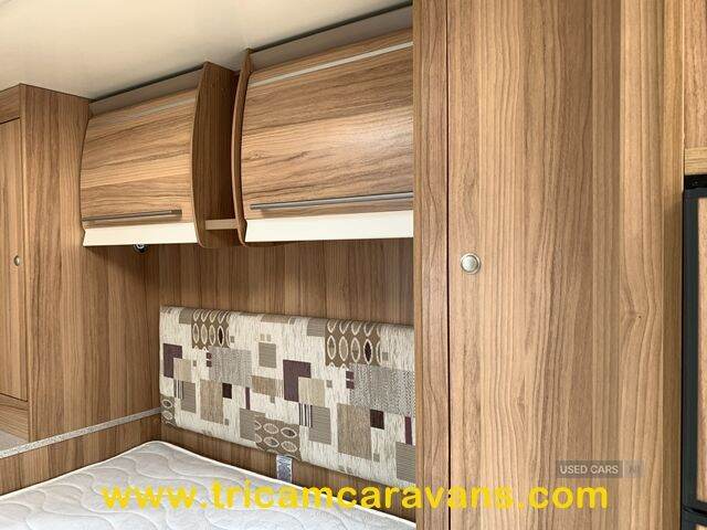 2014 Bailey Unicorn Vigo Transverse Island Bed