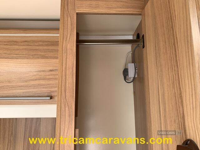 2014 Bailey Unicorn Vigo Transverse Island Bed