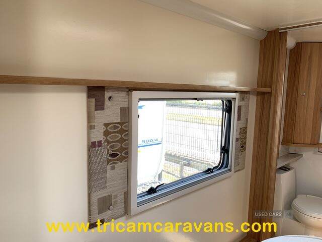 2014 Bailey Unicorn Vigo Transverse Island Bed