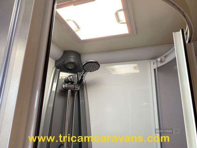 2014 Bailey Unicorn Vigo Transverse Island Bed