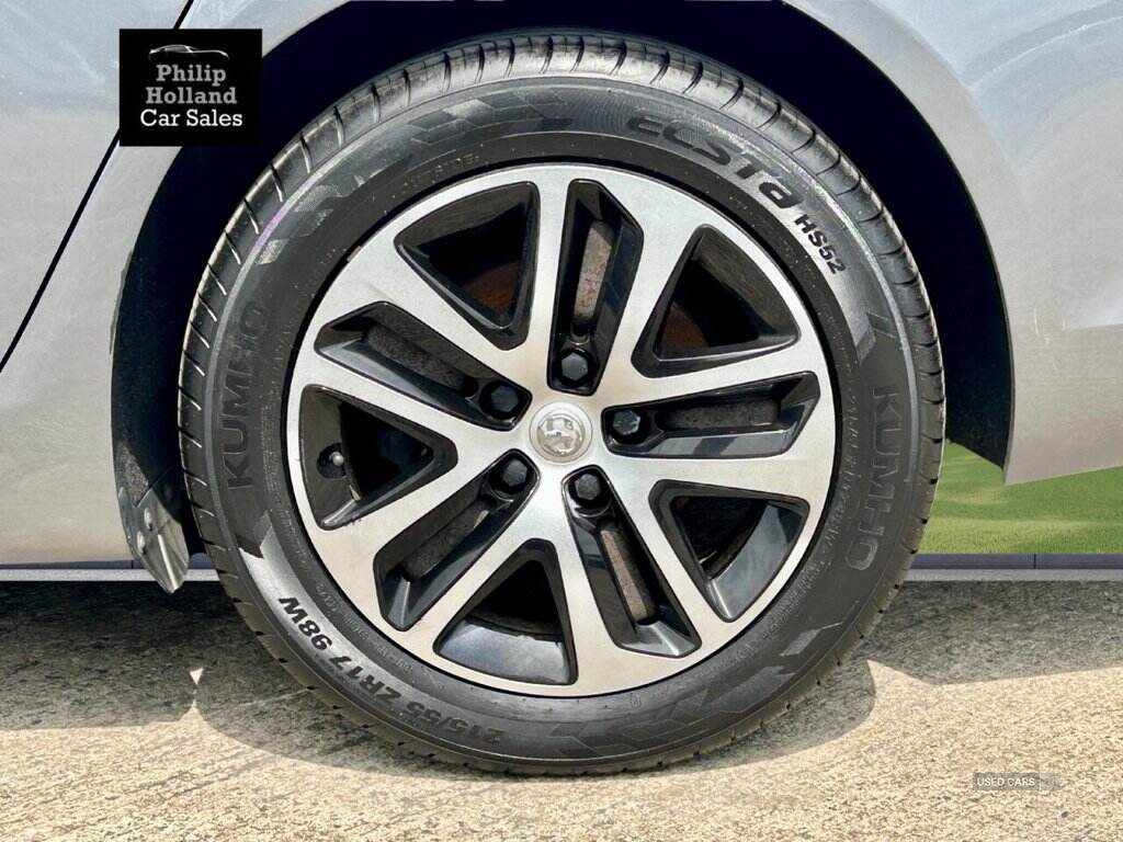 Dec 2017 Vauxhall Insignia 1.6 Turbo D ecoTec [136] Design Nav 5dr