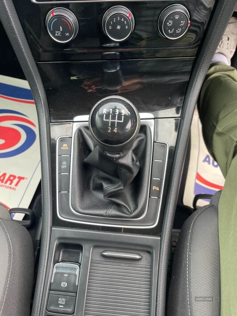 May 2017 Volkswagen Golf 1.6 TDI GT 5dr