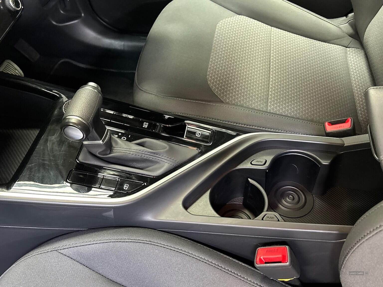 Oct 2024 Kia Niro 1.6 Gdi 127 Hybrid 2 Nav 5Dr Dct