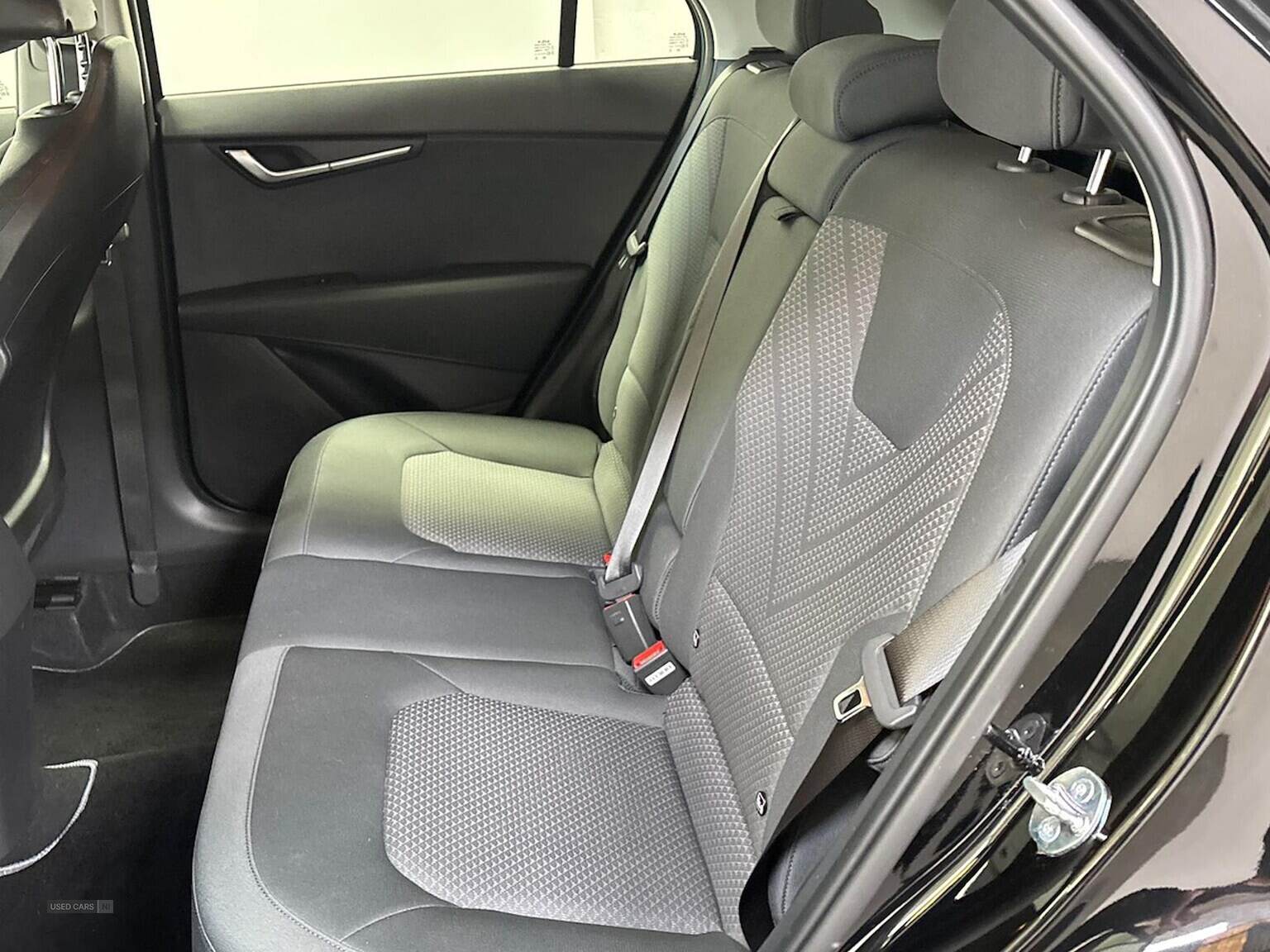 Oct 2024 Kia Niro 1.6 Gdi 127 Hybrid 2 Nav 5Dr Dct