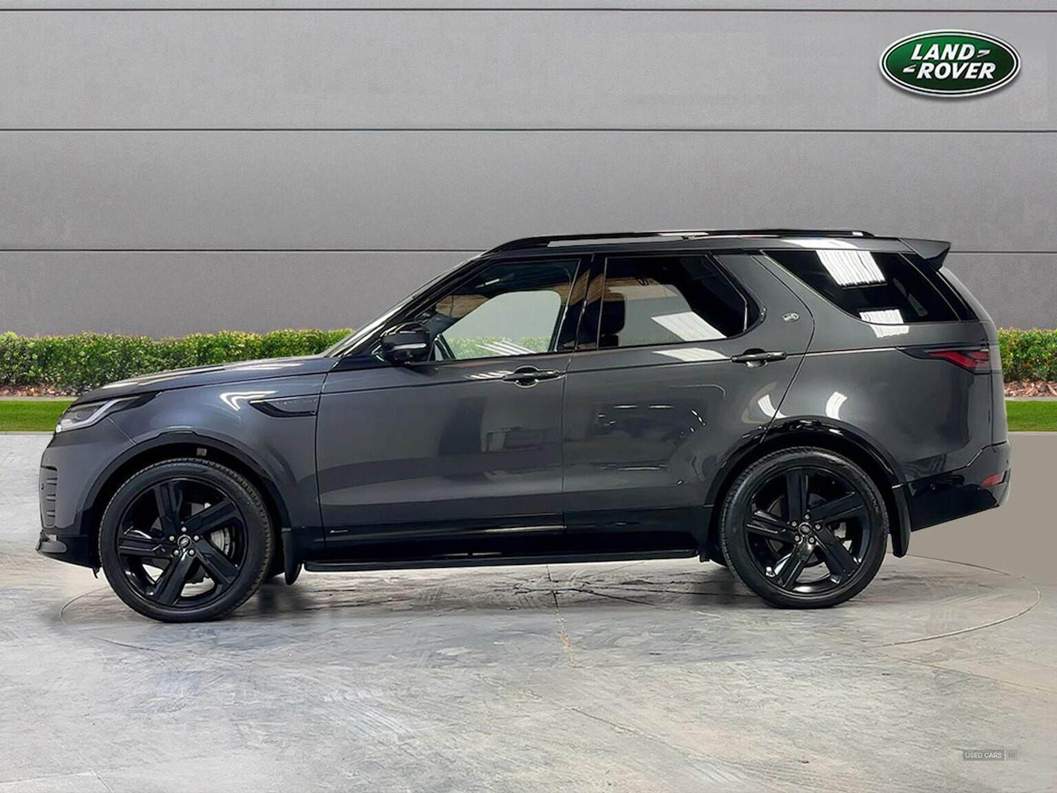 Nov 2021 Land Rover Discovery 3.0 D300 R-Dynamic Hse 5Dr Auto