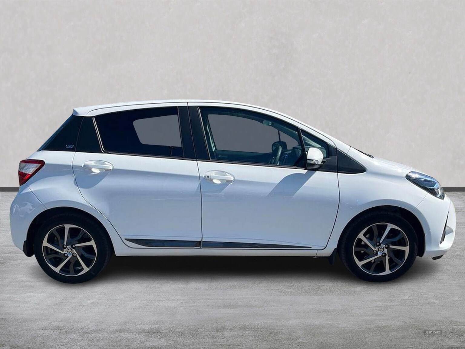 Feb 2020 Toyota Yaris 1.5 Vvt-I Y20 5Dr [Bi-Tone]