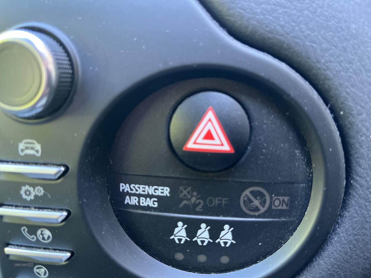 Feb 2020 Toyota Yaris 1.5 Vvt-I Y20 5Dr [Bi-Tone]