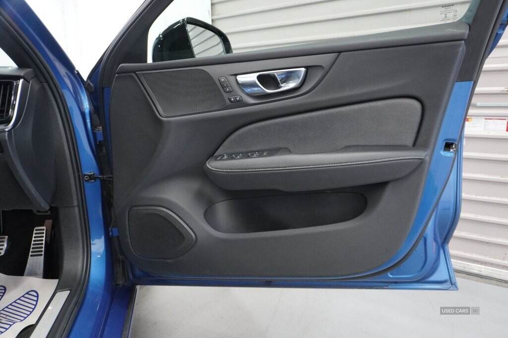Mar 2021 Volvo S60 2.0 T8 Recharge PHEV R DESIGN 4dr AWD Auto
