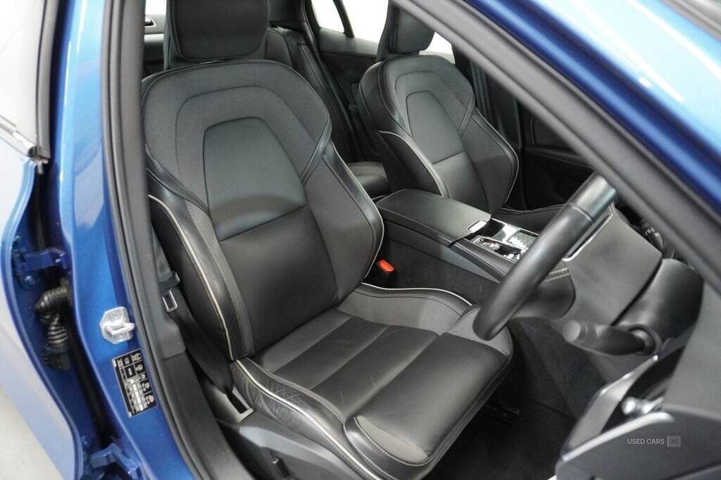 Mar 2021 Volvo S60 2.0 T8 Recharge PHEV R DESIGN 4dr AWD Auto