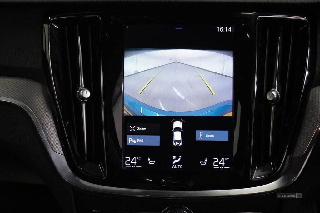 Mar 2021 Volvo S60 2.0 T8 Recharge PHEV R DESIGN 4dr AWD Auto