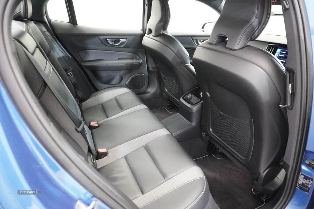 Mar 2021 Volvo S60 2.0 T8 Recharge PHEV R DESIGN 4dr AWD Auto