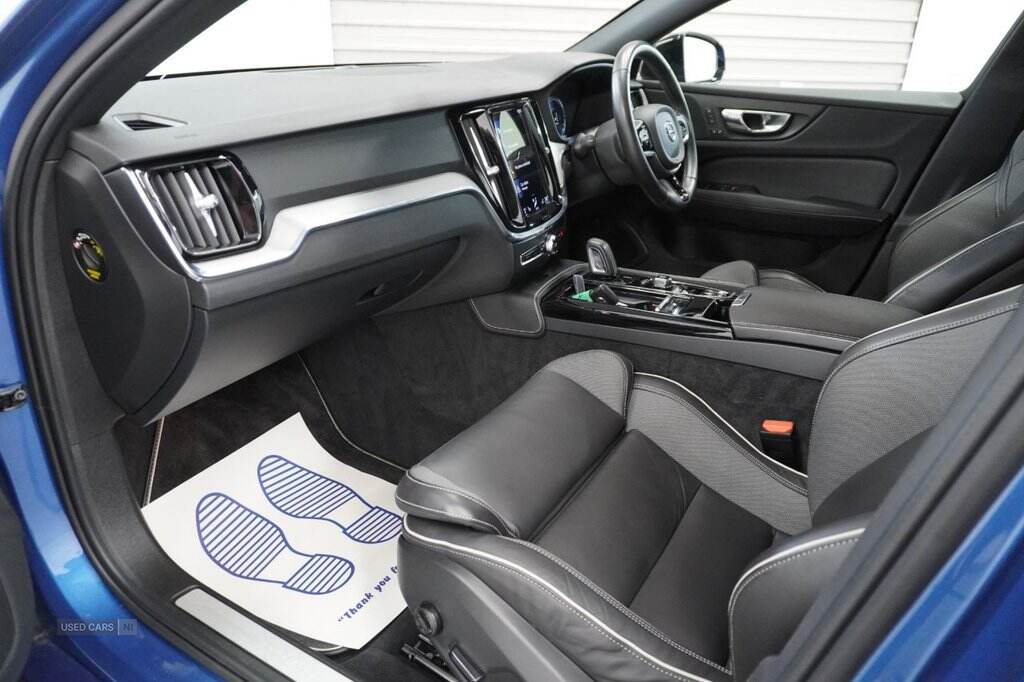 Mar 2021 Volvo S60 2.0 T8 Recharge PHEV R DESIGN 4dr AWD Auto