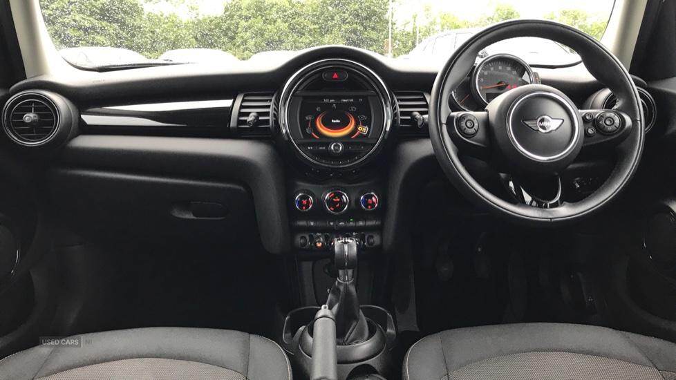 Jun 2017 MINI Hatch 1.5 Cooper 5dr