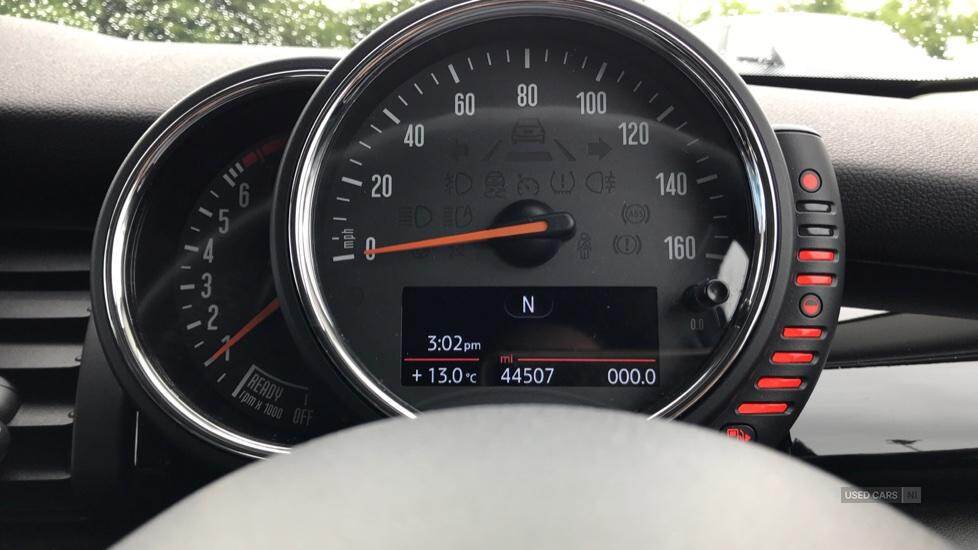 Jun 2017 MINI Hatch 1.5 Cooper 5dr