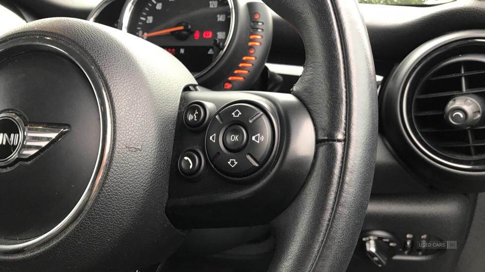 Jun 2017 MINI Hatch 1.5 Cooper 5dr