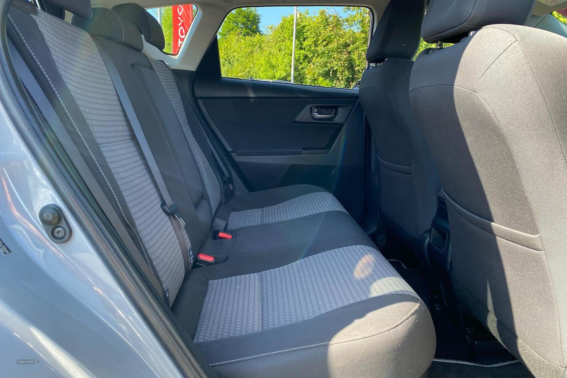 Jun 2018 Toyota Auris 1.8 Hybrid Design TSS 5dr CVT [Nav]