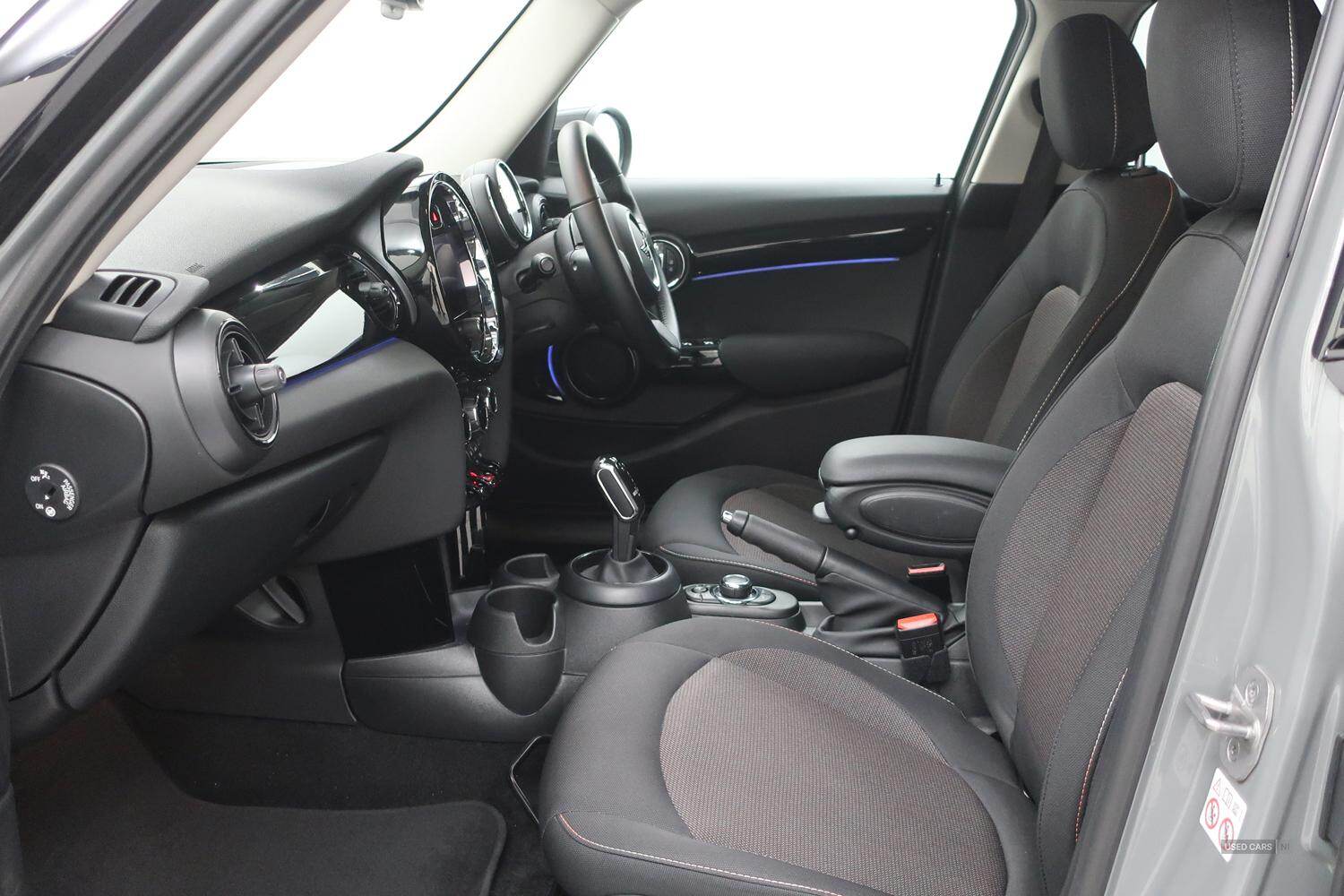 Sep 2022 MINI HATCHBACK 1.5 Cooper Classic 5dr Auto